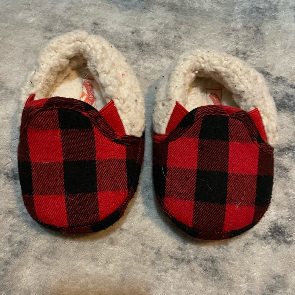 Baby (size 3/4) slippers.